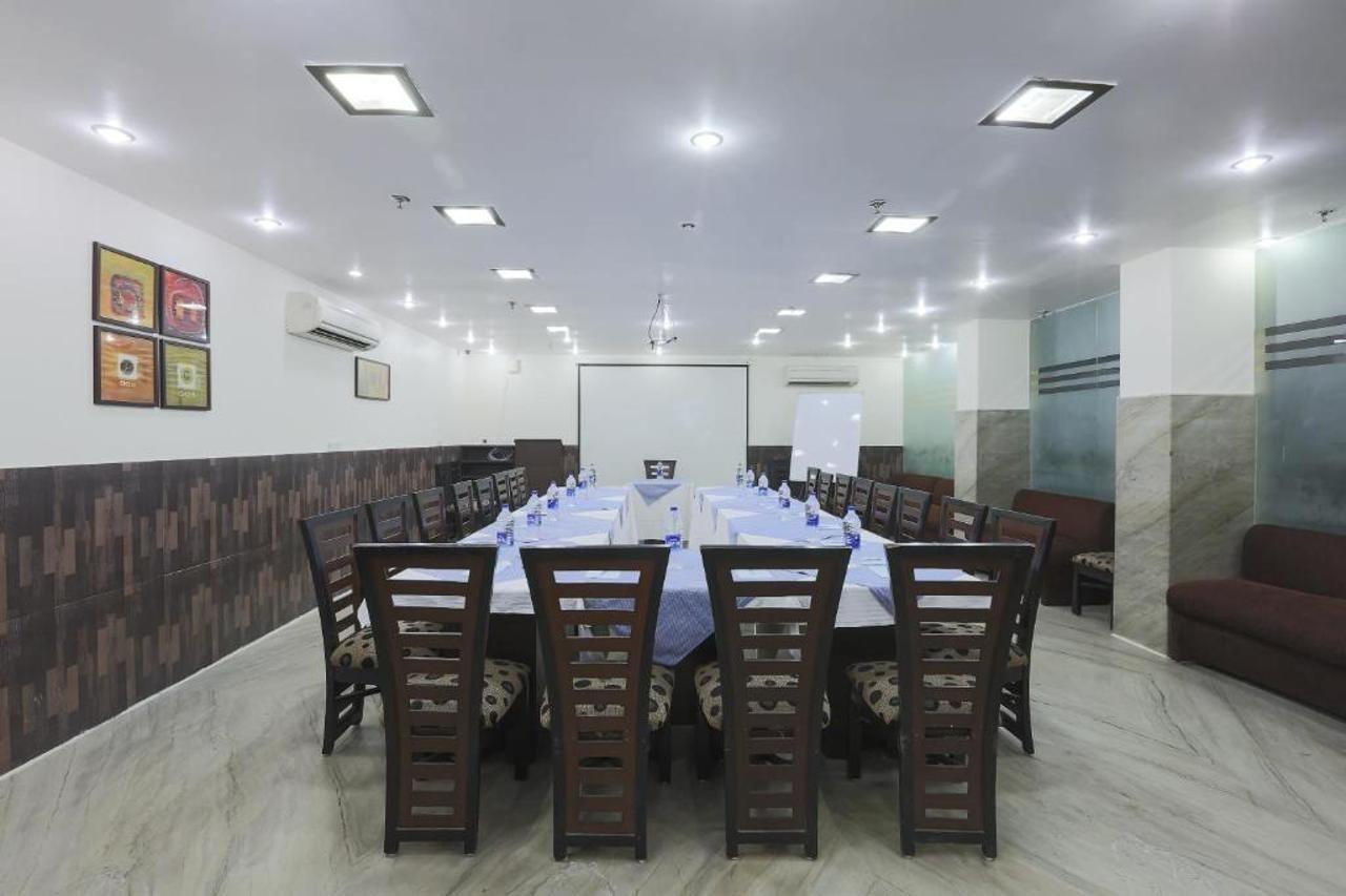 金斯顿公园茹帕酒店 德里 外观 照片